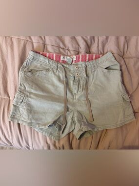 Maurices Light Gray Drawstring Cargo Shorts